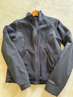 Lululemon fleece jacket